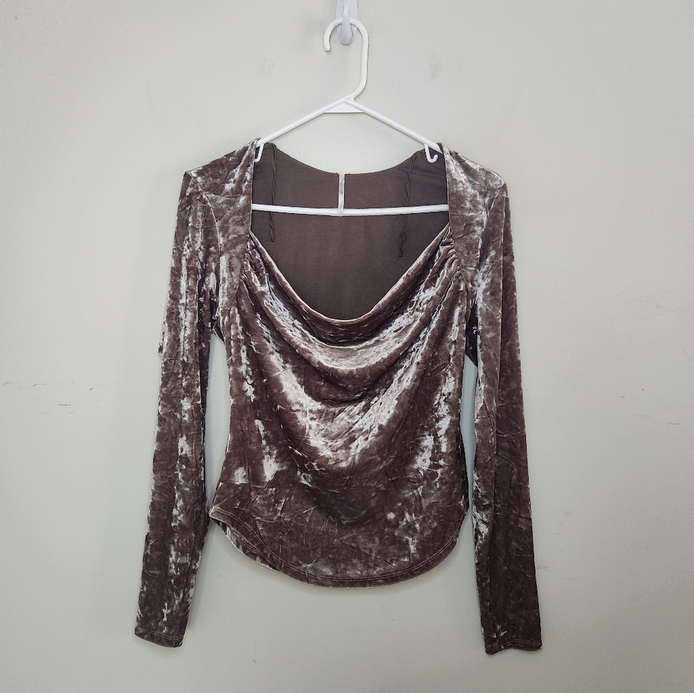Women's Free People Crushed Velvet Top Sz Small - Picture 2 of 8